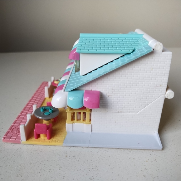 Vintage Bluebird Polly Pocket Pizza Parlor - Picture 3 of 11